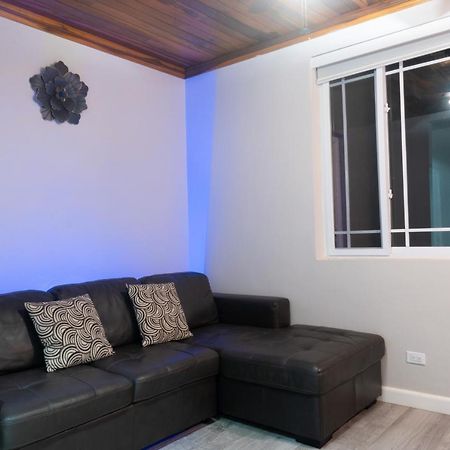 Soak'D Pineapple Villa Berrydale Ngoại thất bức ảnh