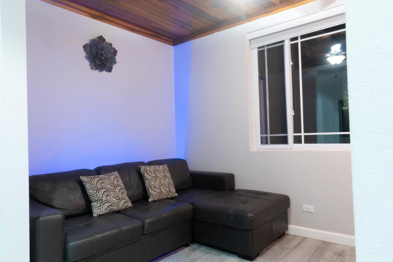 Soak'D Pineapple Villa Berrydale Ngoại thất bức ảnh